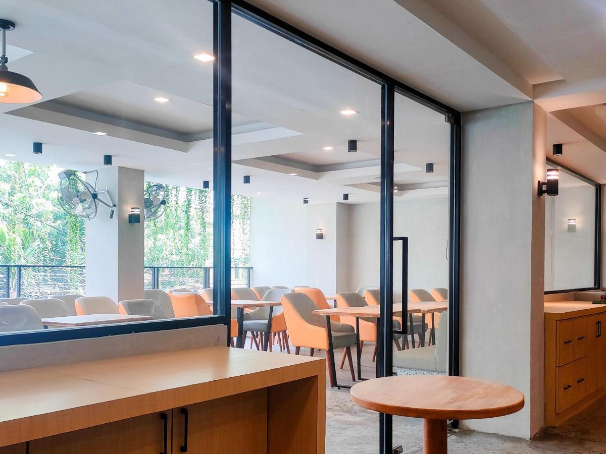Travel Biz Hotel Medan Mitra Reddoorz Exteriör bild