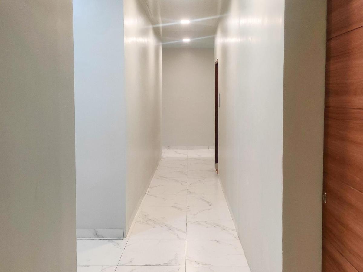 Travel Biz Hotel Medan Mitra Reddoorz Exteriör bild